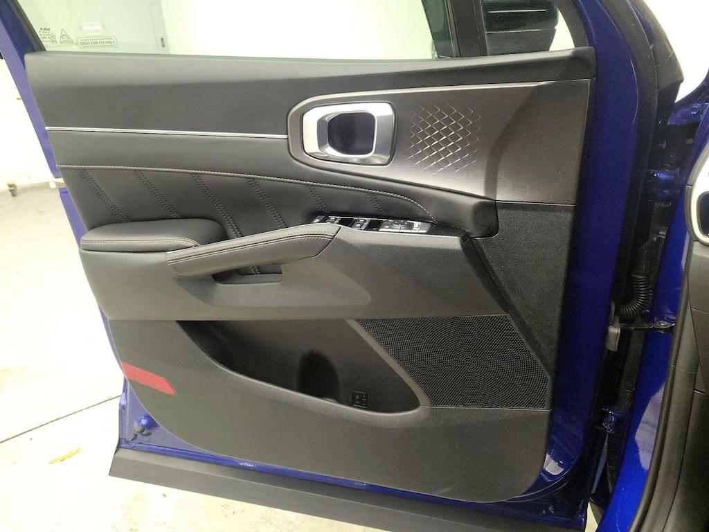 used 2023 Kia Sorento car, priced at $30,998