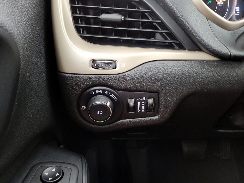 used 2016 Jeep Cherokee car, priced at $13,599