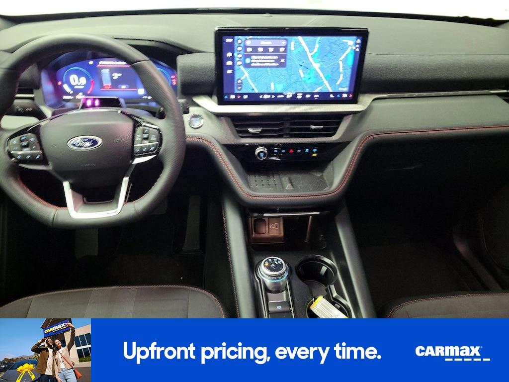 used 2025 Ford Explorer car, priced at $41,998
