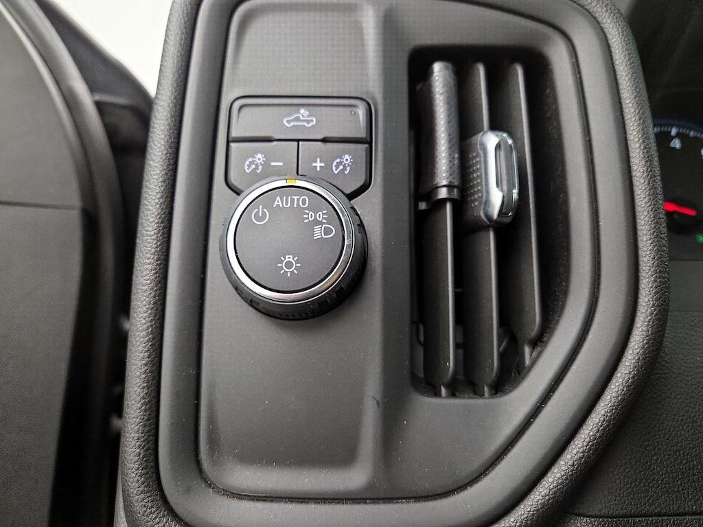 used 2024 Chevrolet Silverado 1500 car, priced at $31,998