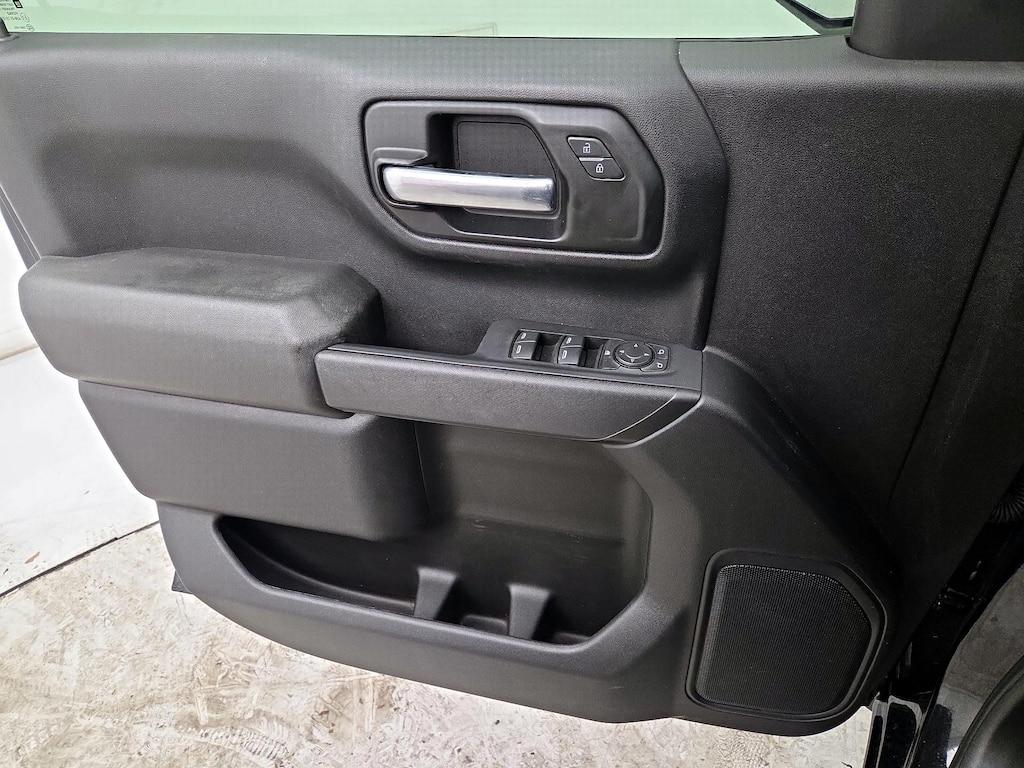 used 2024 Chevrolet Silverado 1500 car, priced at $31,998