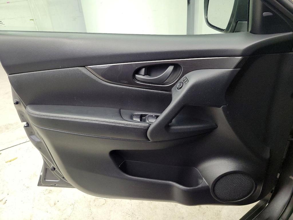 used 2020 Nissan Rogue car, priced at $17,998