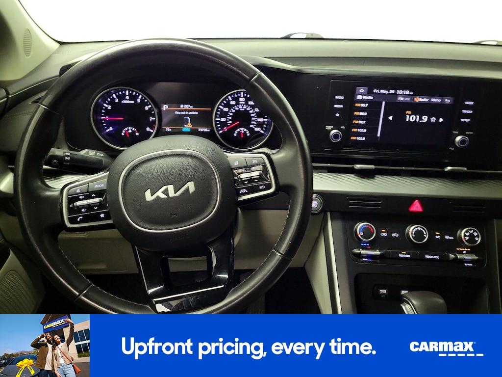 used 2023 Kia Carnival car, priced at $25,998