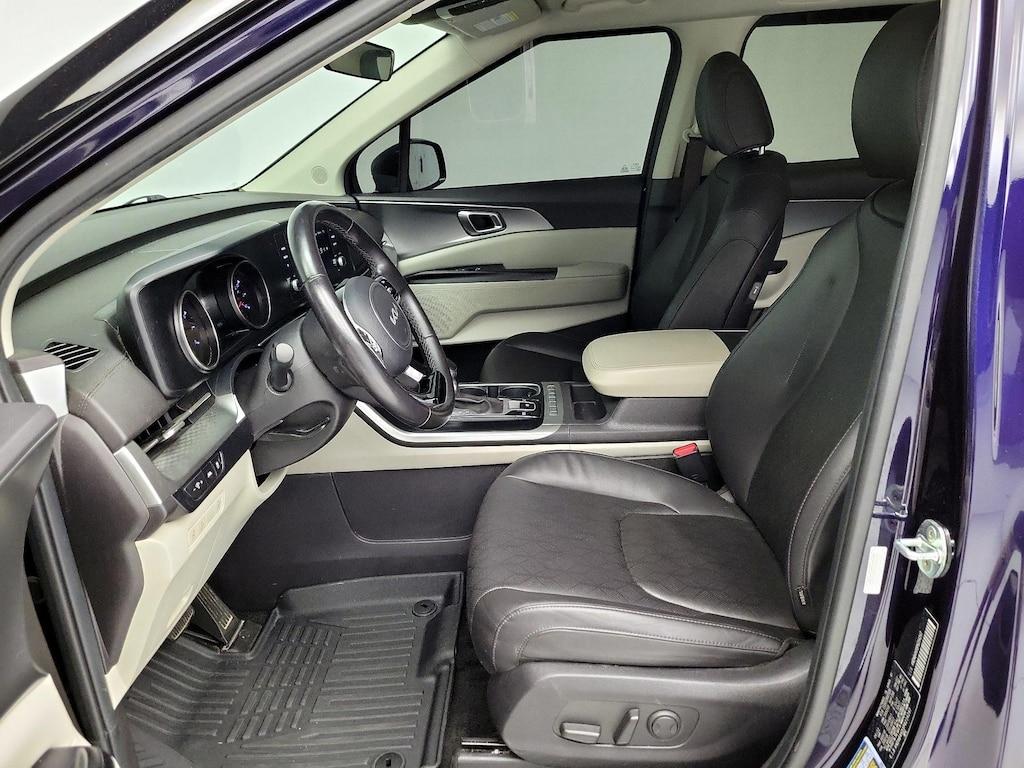 used 2023 Kia Carnival car, priced at $25,998