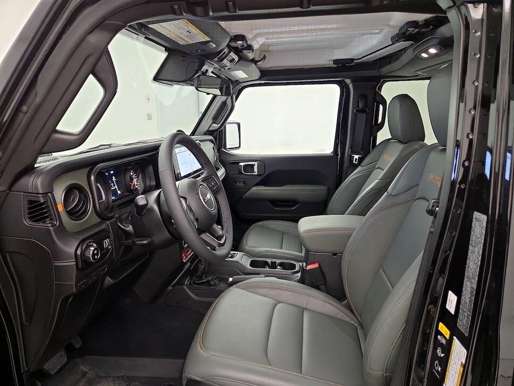 used 2025 Jeep Gladiator car, priced at $47,998