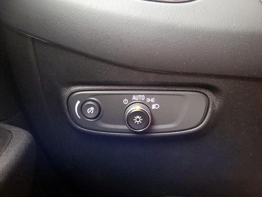used 2022 Chevrolet Equinox car, priced at $18,998
