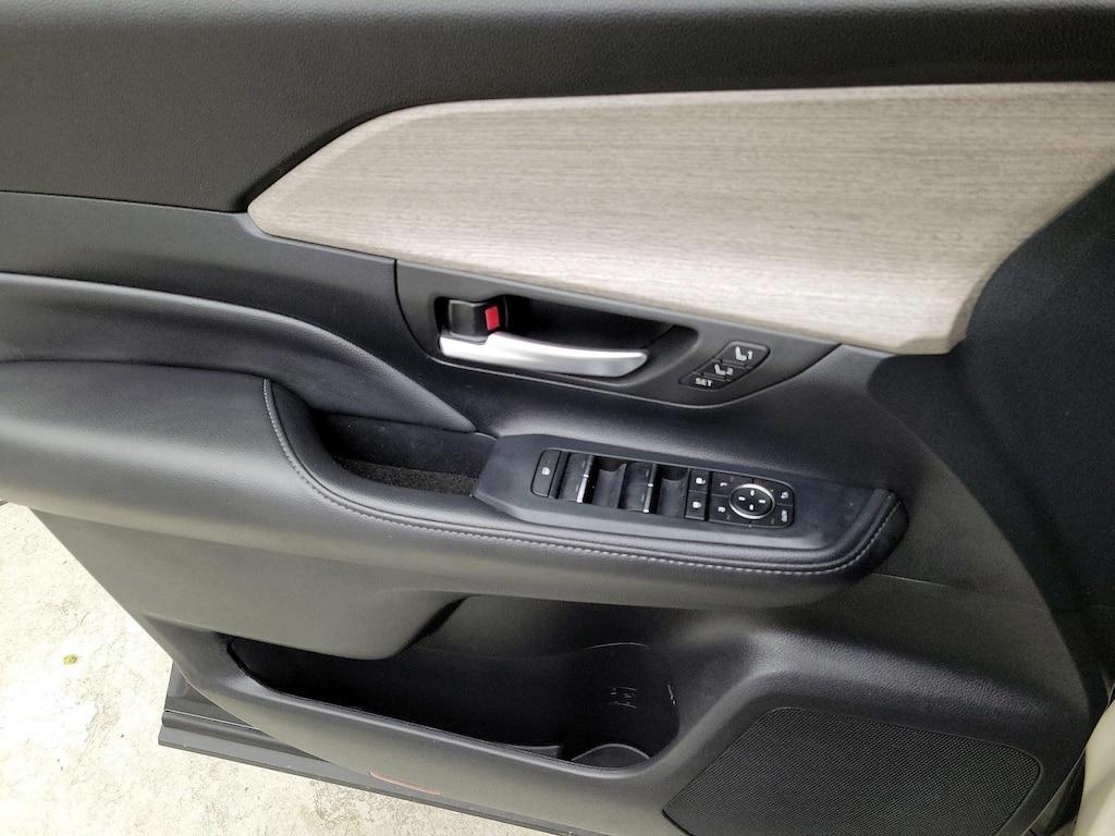 used 2024 Toyota Grand Highlander car, priced at $47,998