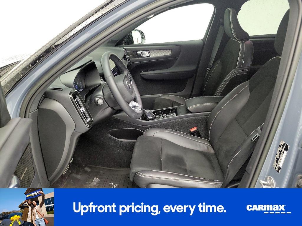 used 2022 Volvo XC40 car, priced at $24,998