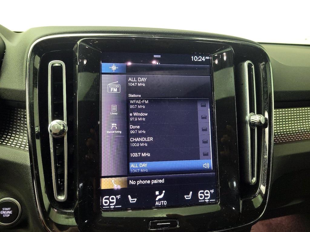 used 2022 Volvo XC40 car, priced at $24,998