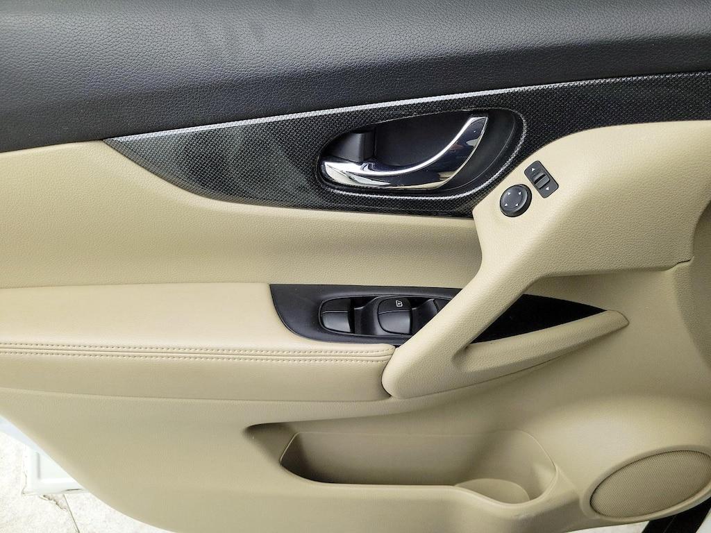 used 2014 Nissan Rogue car, priced at $12,599