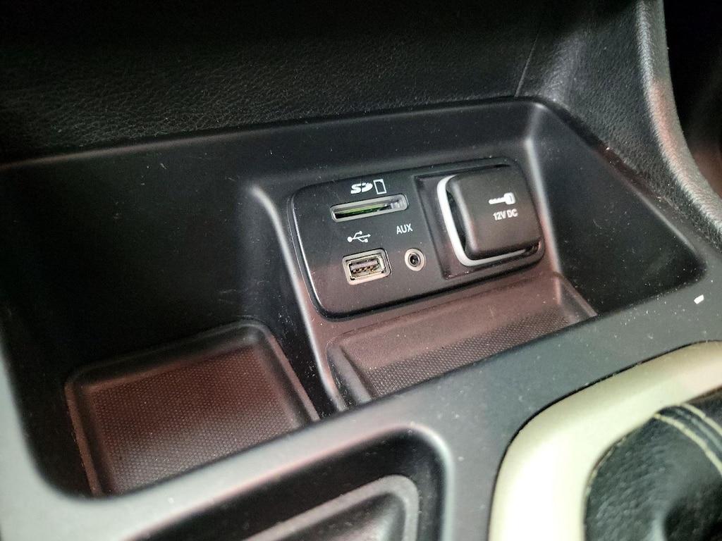 used 2015 Jeep Cherokee car, priced at $13,599