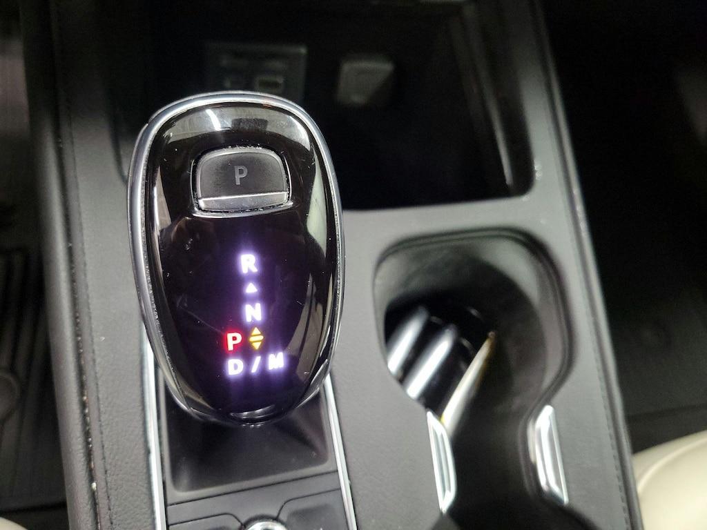 used 2020 Cadillac XT4 car, priced at $22,998