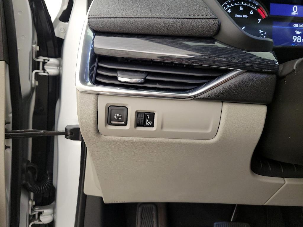 used 2020 Cadillac XT4 car, priced at $21,998