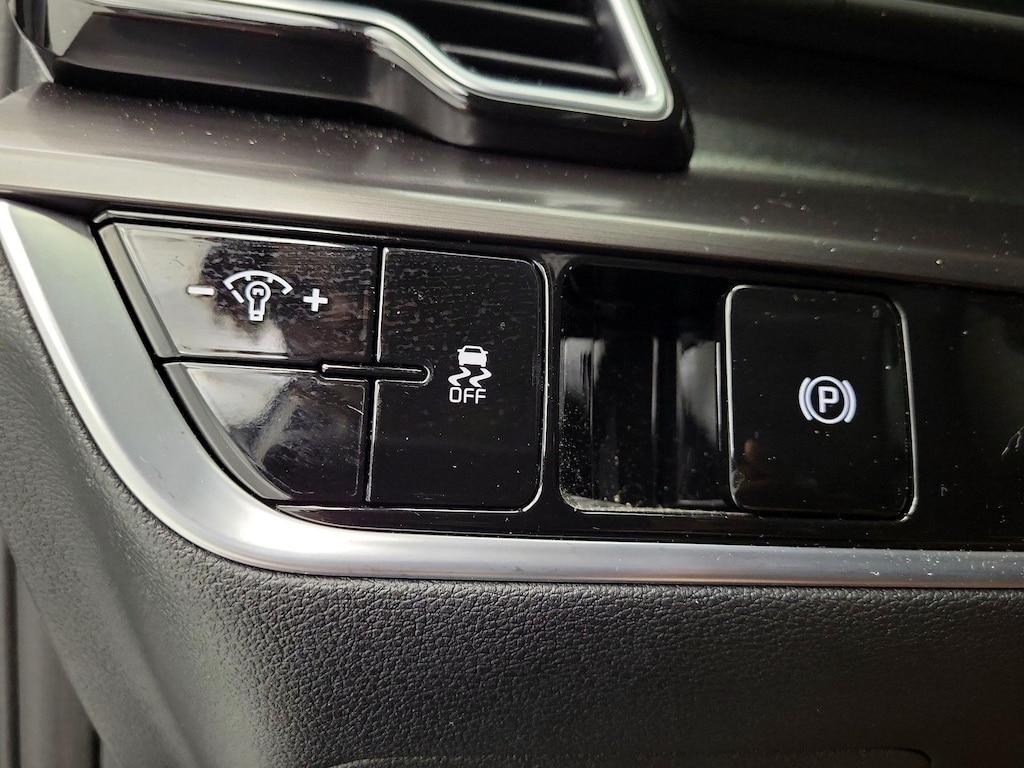 used 2025 Kia Sportage car, priced at $27,998