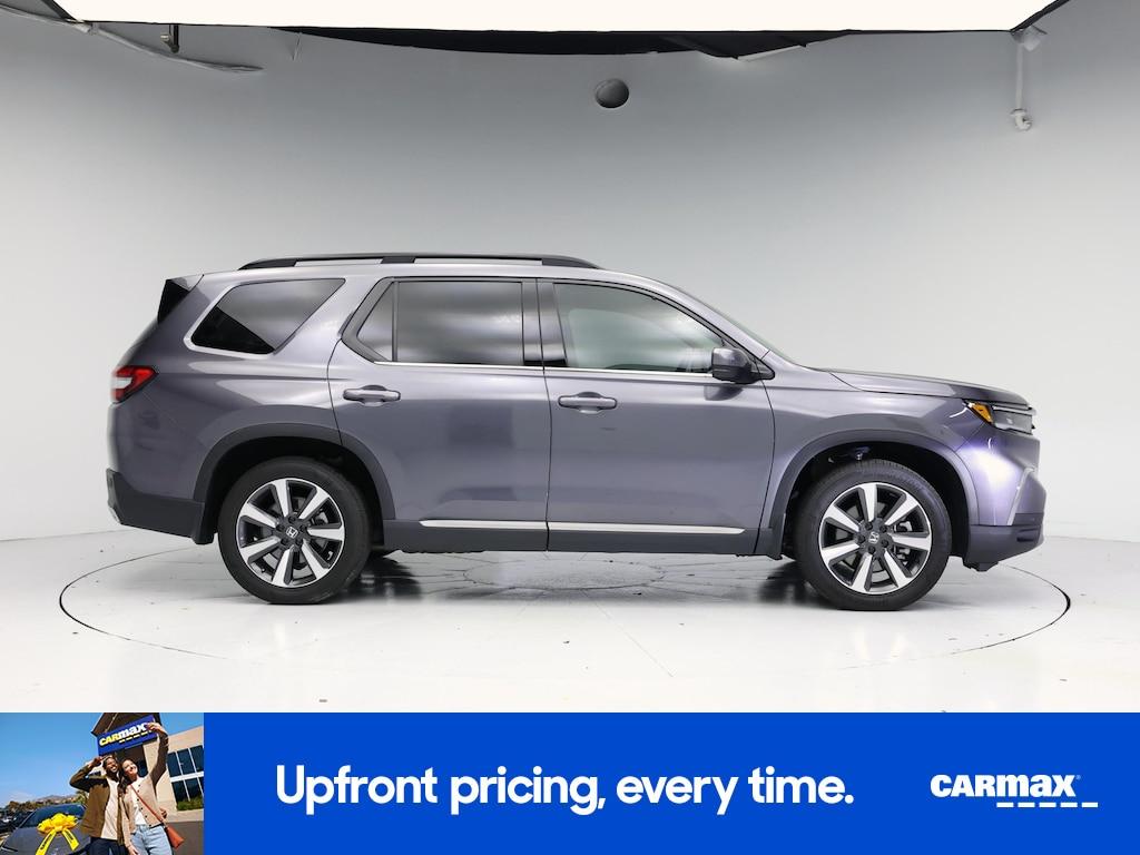 used 2025 Honda Pilot car, priced at $46,998