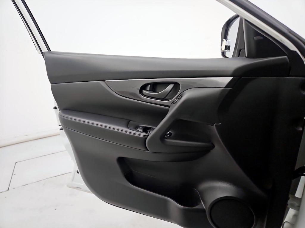 used 2019 Nissan Rogue car, priced at $17,998