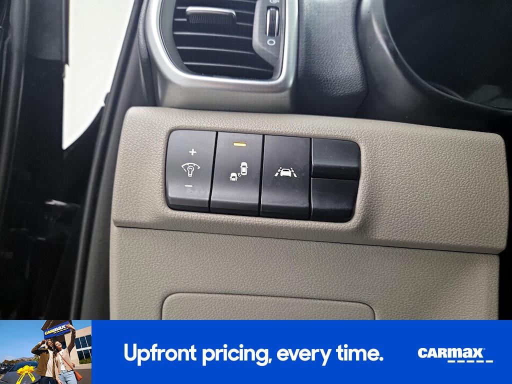 used 2020 Kia Sportage car, priced at $18,998