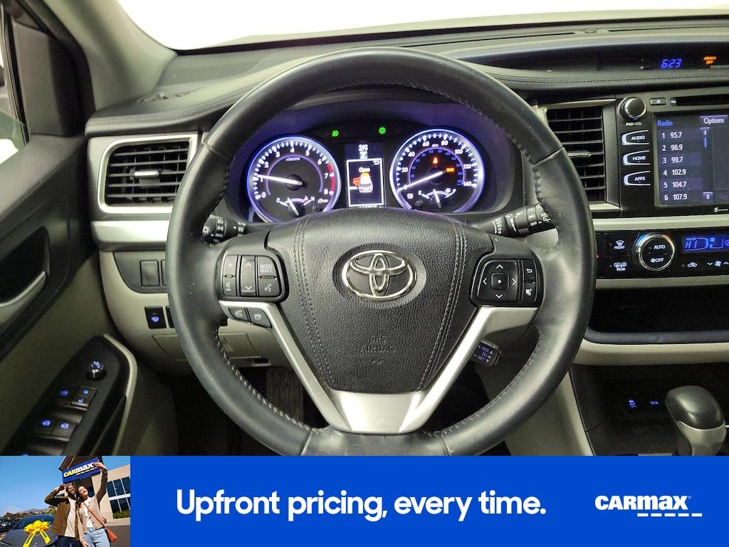 used 2016 Toyota Highlander car, priced at $19,998