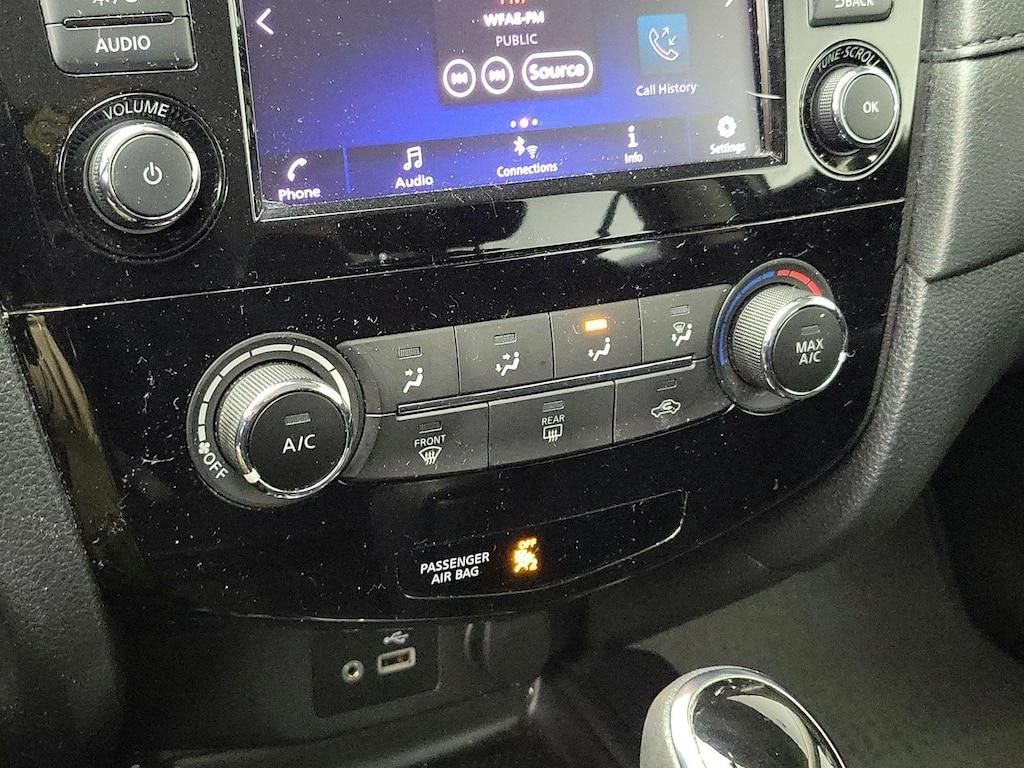 used 2018 Nissan Rogue car, priced at $17,998