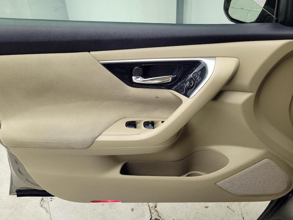 used 2014 Nissan Altima car, priced at $11,998