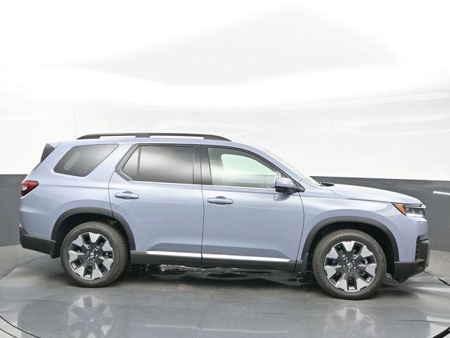new 2026 Honda Pilot car, priced at $51,833