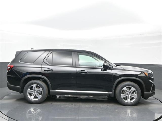 new 2025 Honda Pilot car, priced at $42,710