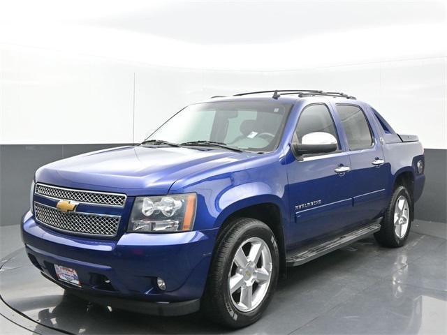 used 2013 Chevrolet Avalanche car, priced at $15,500