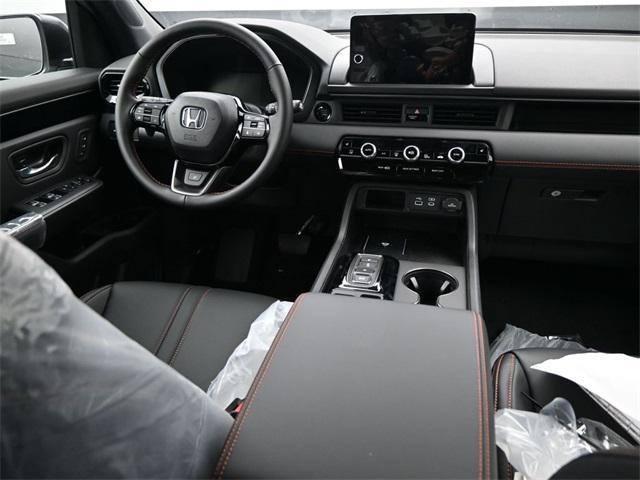 new 2025 Honda Pilot car, priced at $48,335