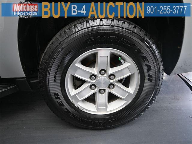 used 2013 GMC Yukon XL car, priced at $11,500