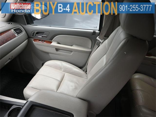 used 2013 GMC Yukon XL car, priced at $11,500