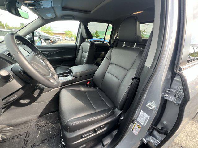 used 2025 Honda Ridgeline car, priced at $35,000