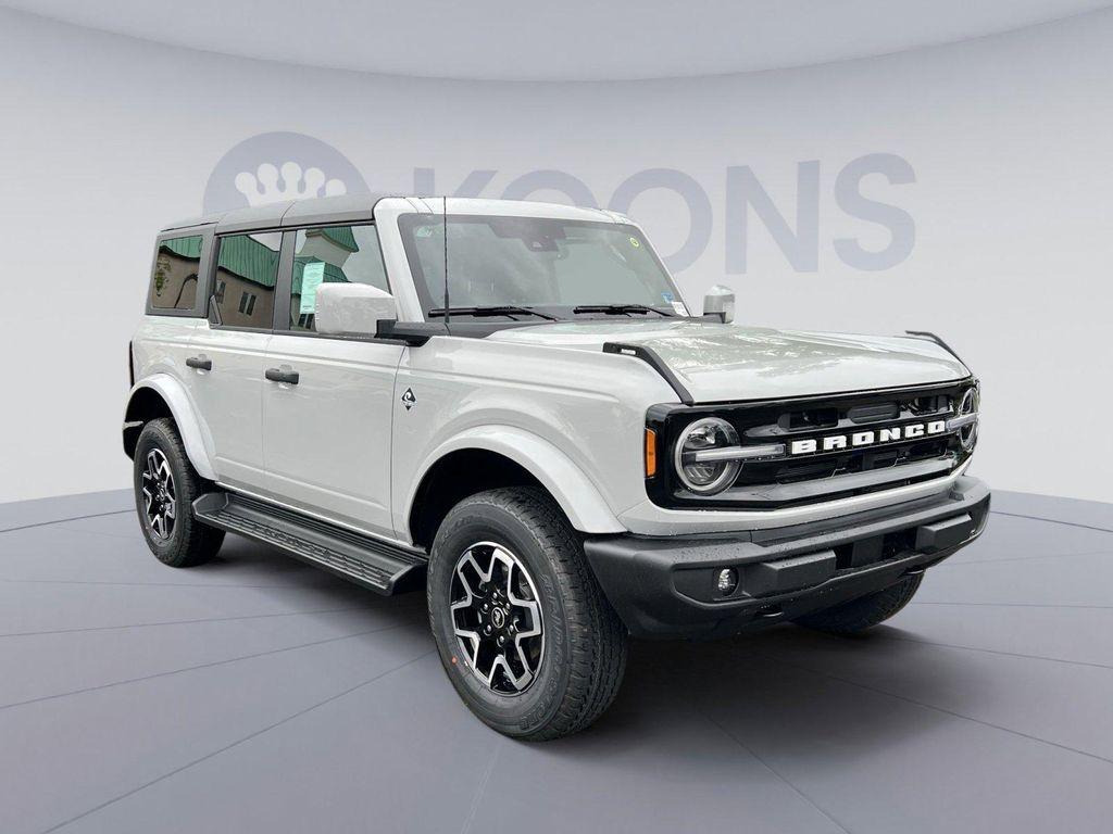 new 2026 Ford Bronco car, priced at $48,606