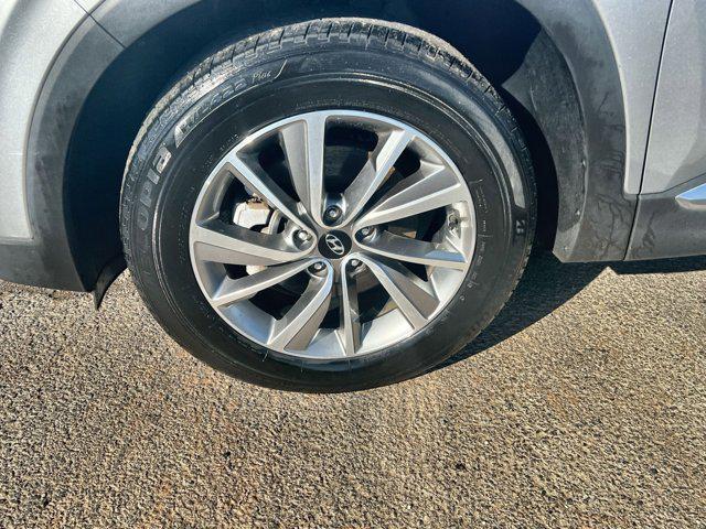 used 2020 Hyundai Santa Fe car, priced at $15,500