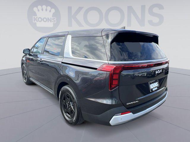 used 2025 Kia Carnival car, priced at $33,500