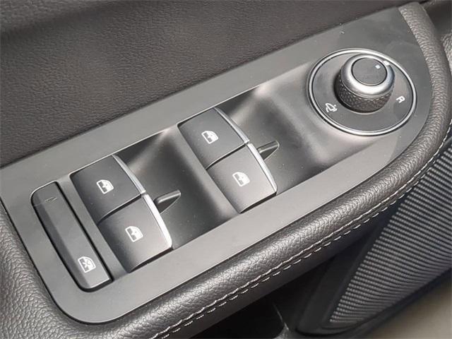 new 2025 Alfa Romeo Giulia car, priced at $46,685