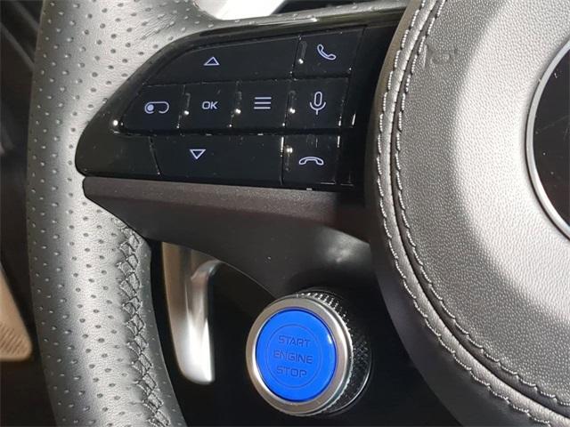 new 2025 Maserati Grecale car, priced at $91,535