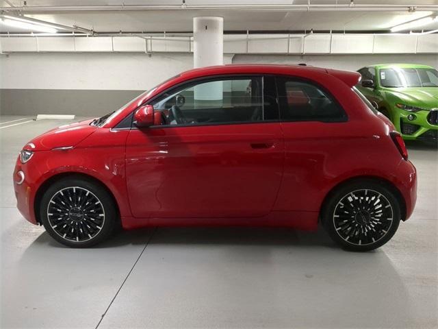 new 2024 FIAT 500e car, priced at $34,095