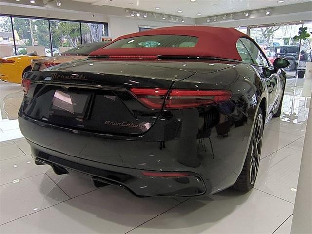 new 2025 Maserati GranCabrio Folgore car, priced at $233,345