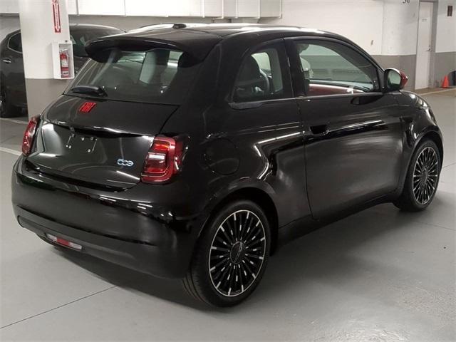 new 2024 FIAT 500e car, priced at $34,095
