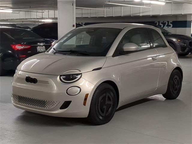new 2025 FIAT 500e car, priced at $37,495