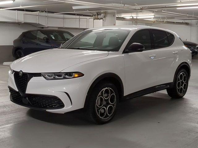 new 2025 Alfa Romeo Tonale car, priced at $36,987