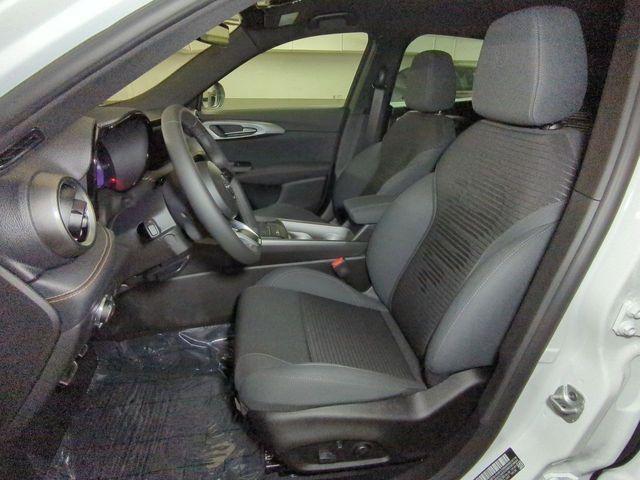 new 2025 Alfa Romeo Tonale car, priced at $36,987