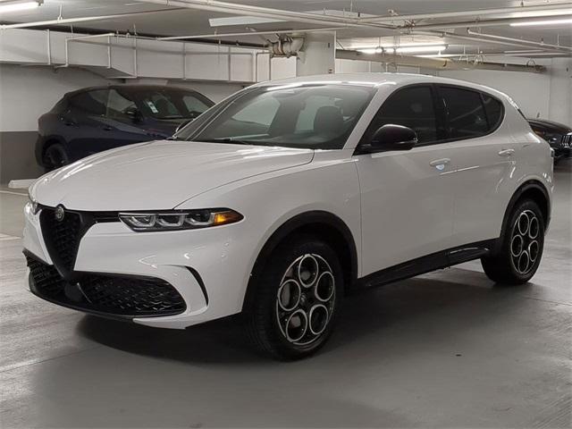 new 2025 Alfa Romeo Tonale car, priced at $48,030