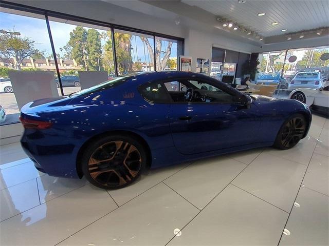 new 2025 Maserati GranTurismo Folgore car, priced at $212,100
