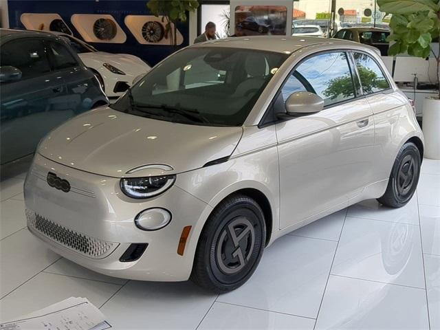 new 2025 FIAT 500e car, priced at $37,495