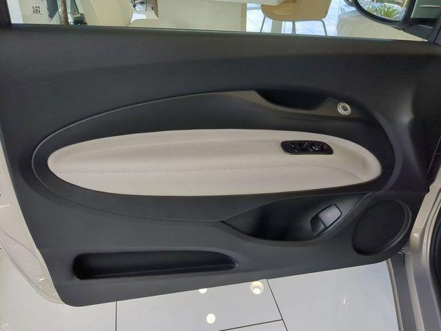 new 2025 FIAT 500e car, priced at $37,495