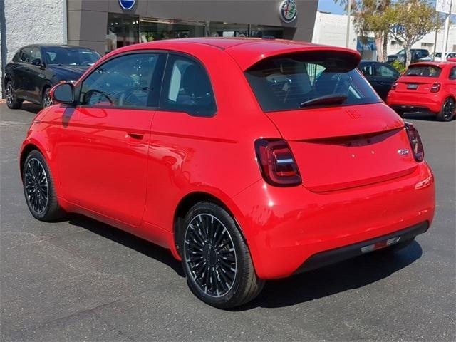 new 2024 FIAT 500e car, priced at $34,095