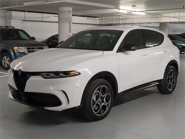 new 2025 Alfa Romeo Tonale car, priced at $48,030