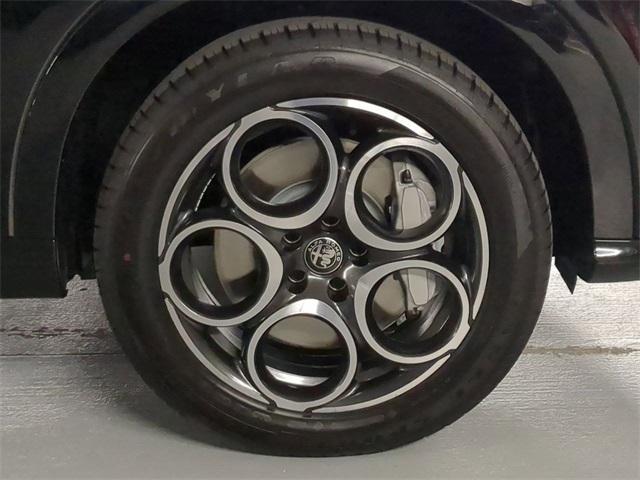 new 2025 Alfa Romeo Tonale car, priced at $48,725