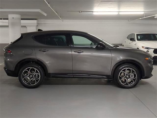 new 2025 Alfa Romeo Tonale car, priced at $39,225